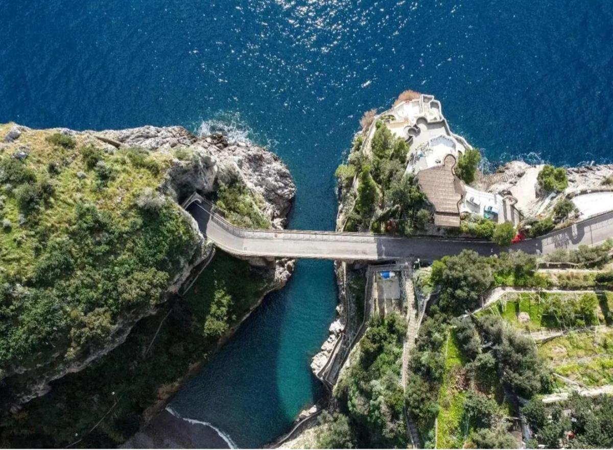 B&B Le Due Costiere Salerno Luaran gambar